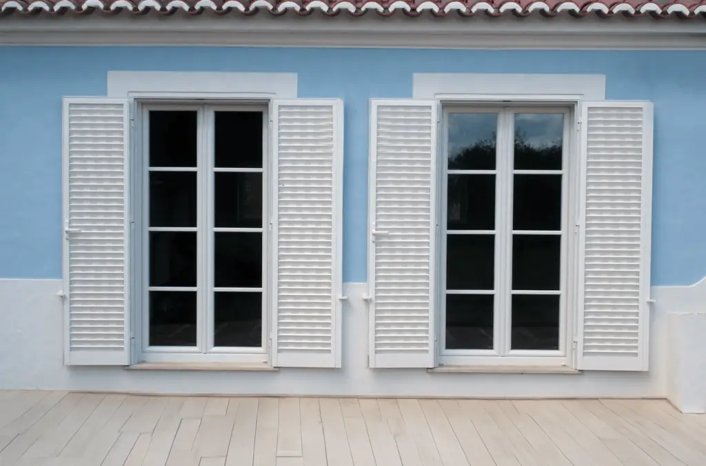 Janelas e portadas em PVC da Windoor